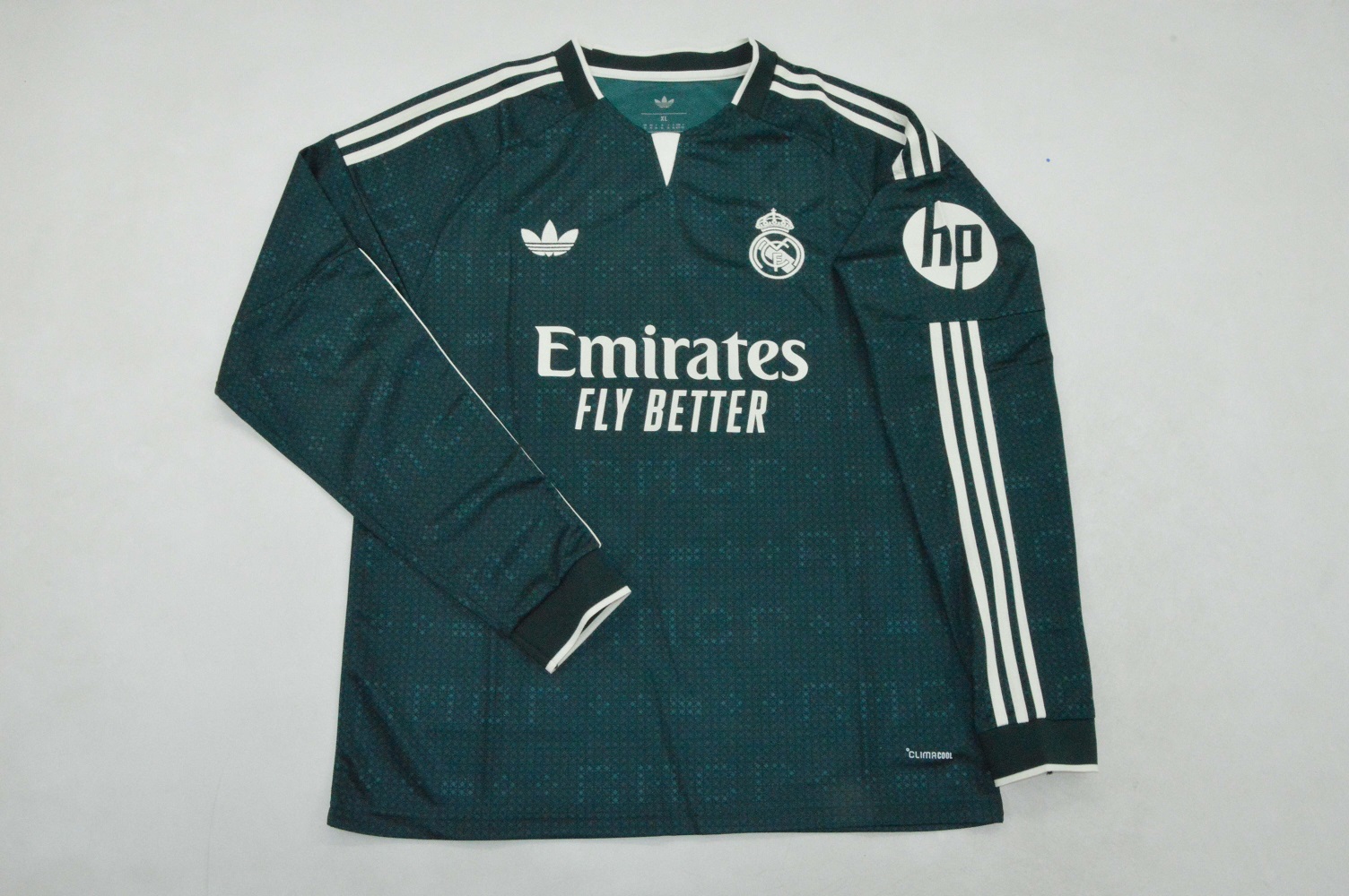AAA Quality Real Madrid 26/27 Away Green Long Soccer Jersey